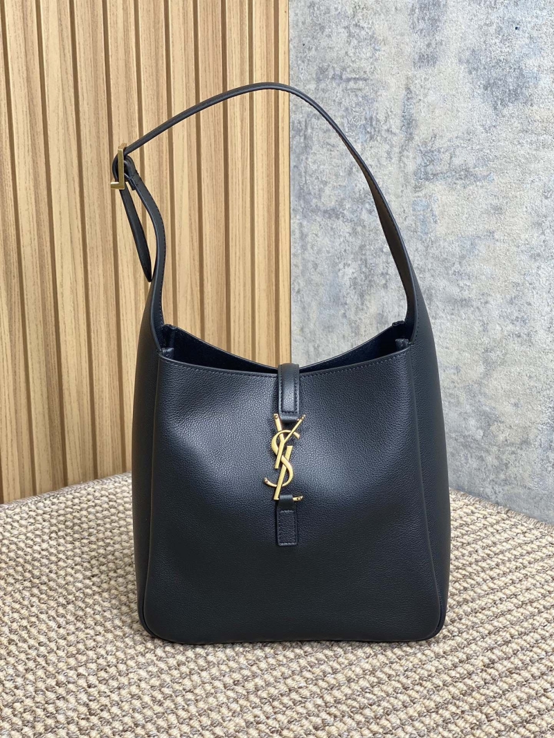 Y51 hobo bags